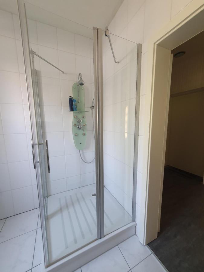 Privatzimmer An Der Uniklinik Mainz - Nur Fuer Weibliche Gaeste Appartement Buitenkant foto
