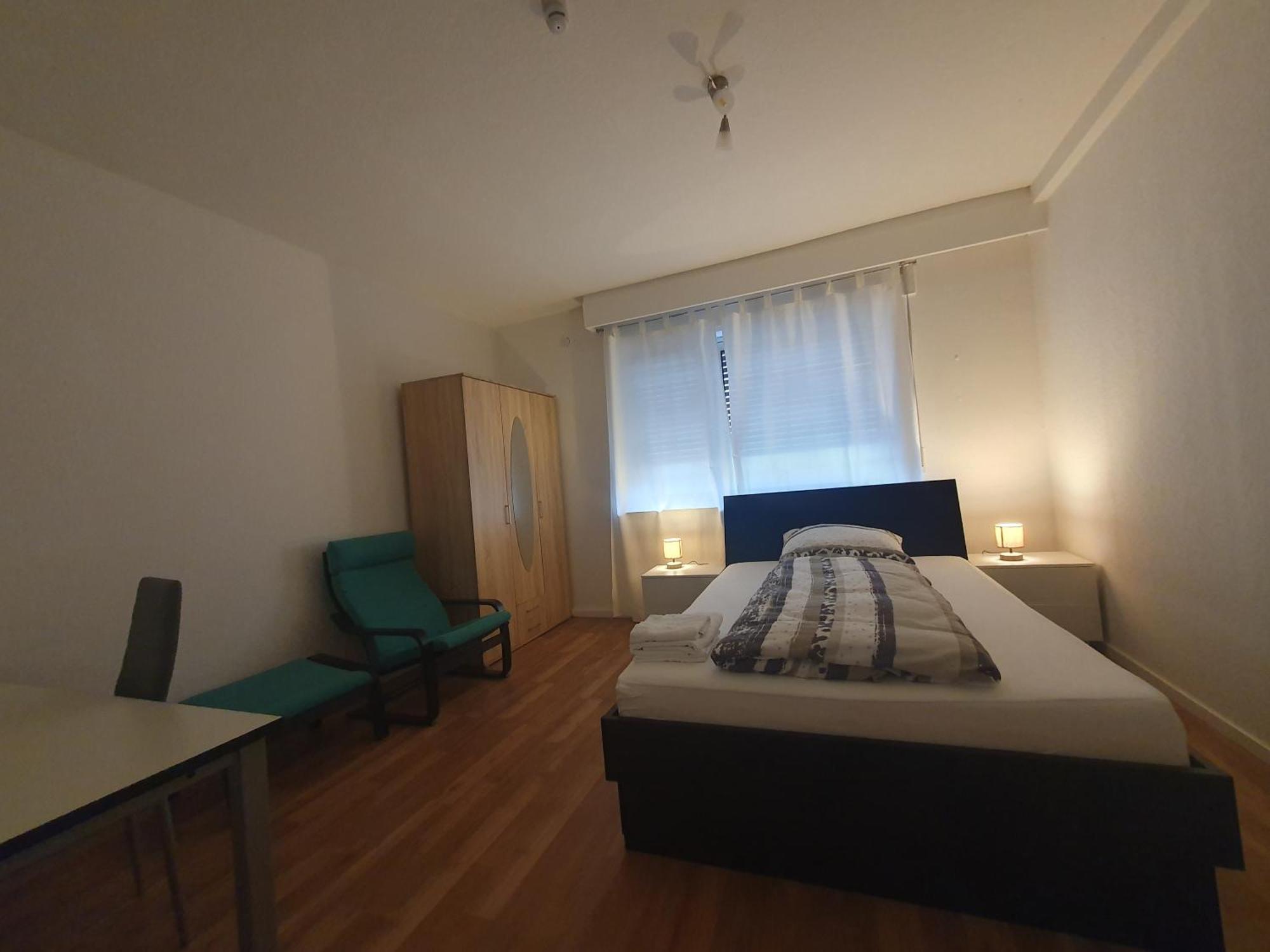 Privatzimmer An Der Uniklinik Mainz - Nur Fuer Weibliche Gaeste Appartement Buitenkant foto